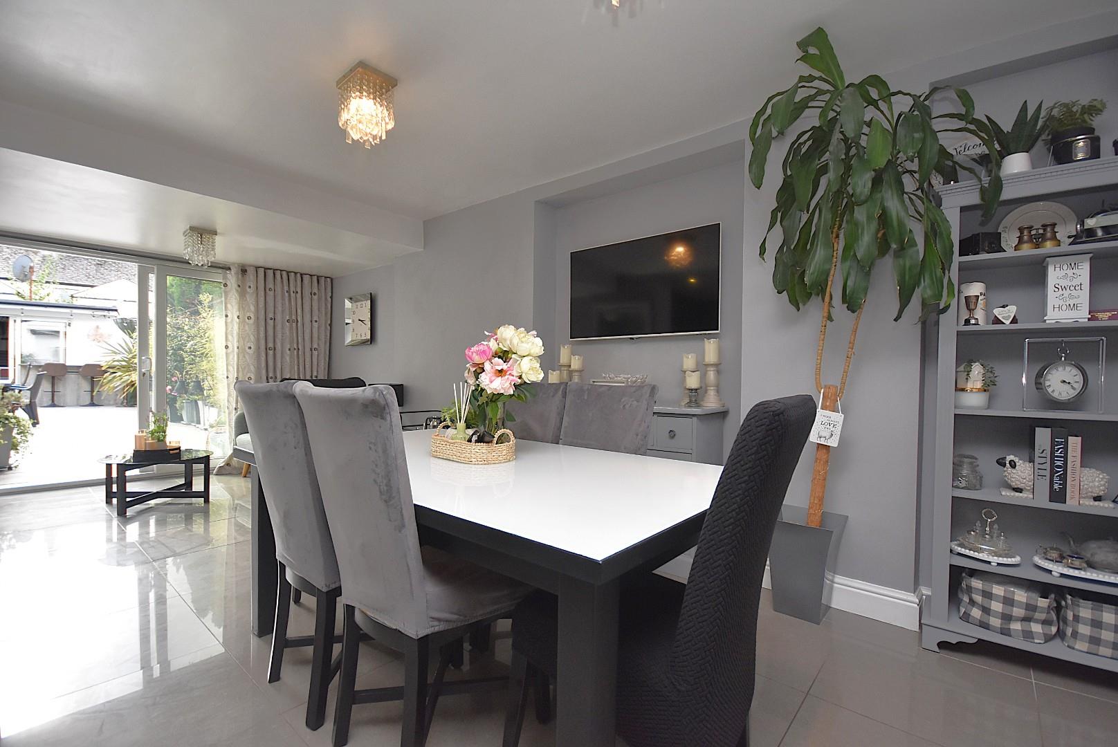 24 Kent Street, Cardiff, CF11 7DL